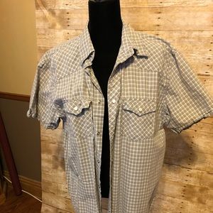 Old Navy Men’s Pearl Snap Shirt